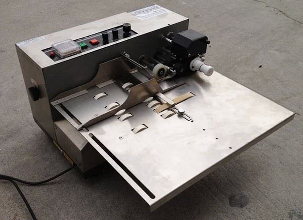 Máquina de impresión de fecha de caducidad por lotes